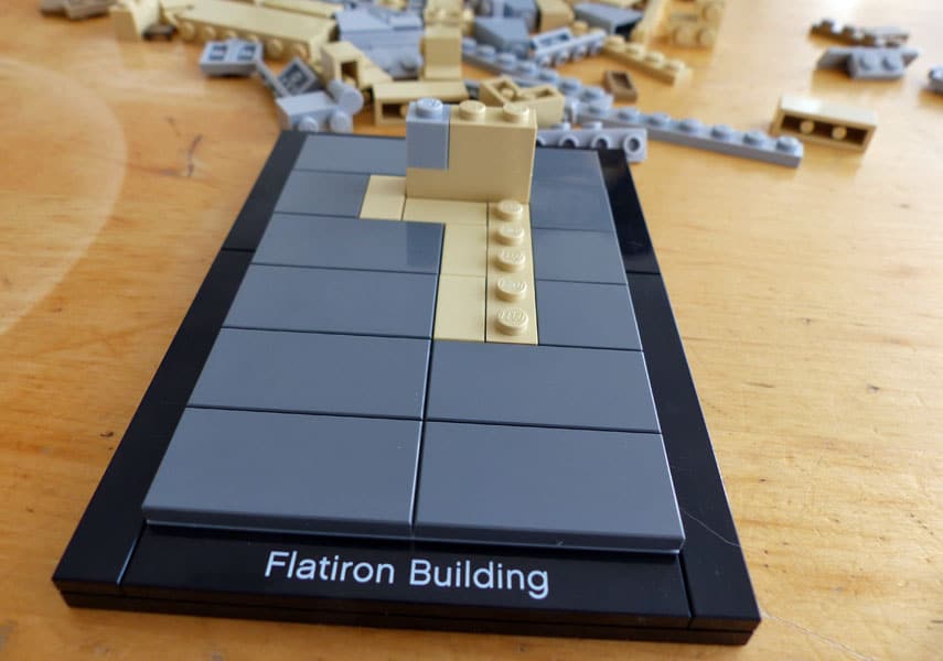lego-architecture-flatiron3