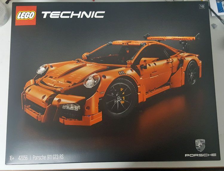 lego-technic-porsche-42056-review1