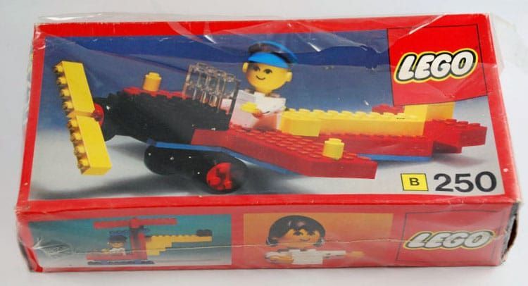LEGO Großkopf Set: Ihr entscheidet über nächstes Classic Review!