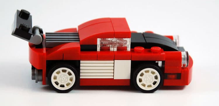 Kurz-Review: LEGO Creator Roter Rennwagen (31055)