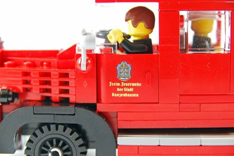 LEGO MOC: Mercedes LF3500 Feuerwehr der Stadt Gunzenhausen