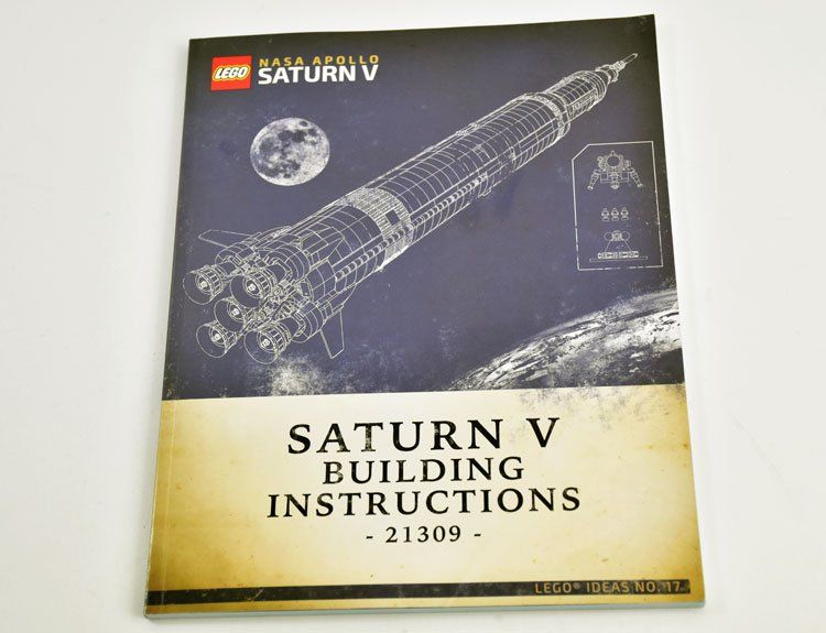 LEGO Ideas NASA Apollo Saturn V (21309) im Review - Unboxing