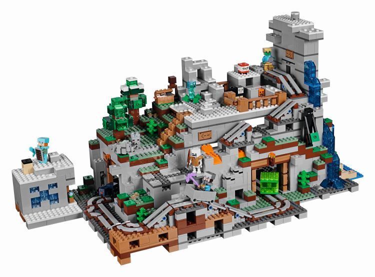 LEGO Minecraft The Mountain Cave (21137) im Detail vorgestellt