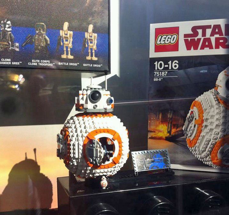 LEGO Star Wars Die letzten Jedi Sets im LEGOLAND Deutschland im Verkauf