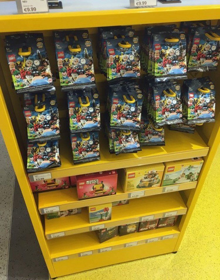 LEGO Batman Movie Minifiguren Serie 2 (71020) in den LEGO Stores erhältlich