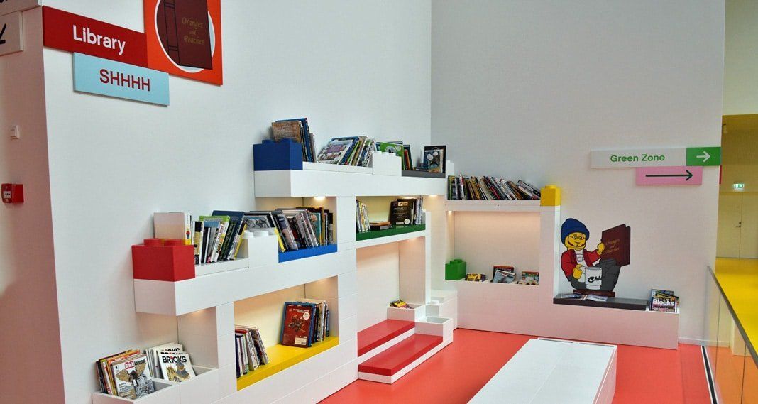 lego house library boost buch