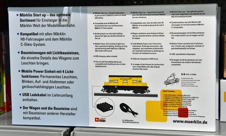 Märklin 44737 Bausteinwagen mit Lichtbausteinen von Light Stax