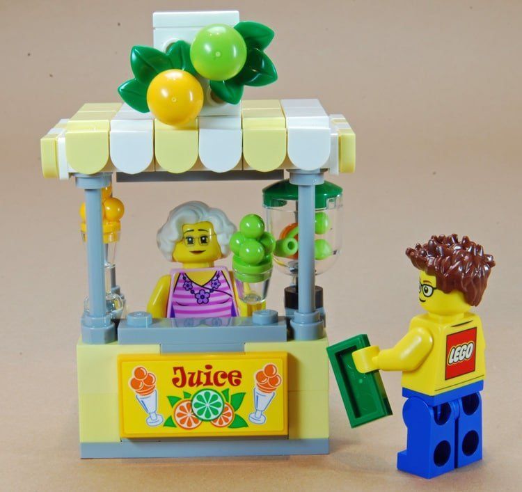 LEGO 10261 Creator Expert Roller Coaster im Review
