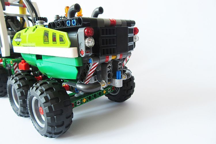 LEGO Technic 42080 Forest Machine im Review