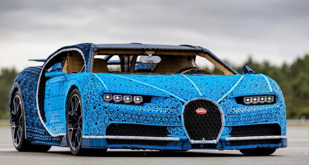 LEGO Technic Bugatti Chiron: fahrbare XXL-Varinate vorgestellt
