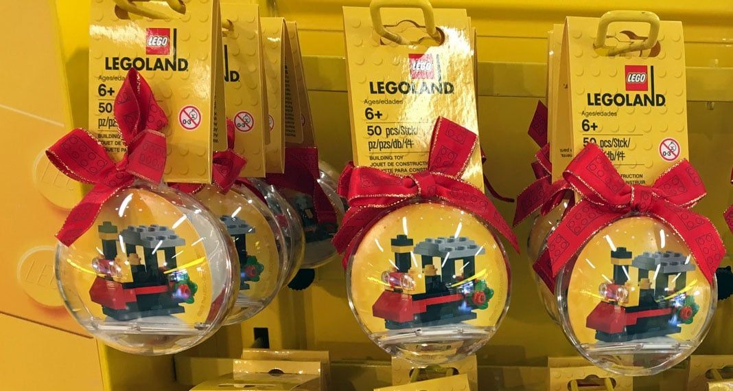 LEGO Seasonal 853810 Christmas Ornament LEGOLAND Holiday Train