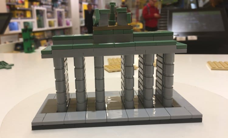LEGO Store Berlin: Brandenburger Tor und Siegessäule zum Mitnehmen!