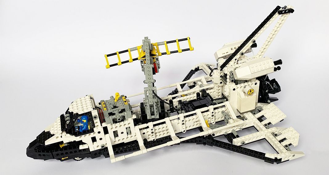lego-8480-space-shuttle-0000.jpg