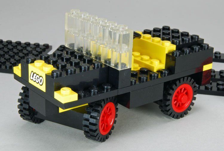 LEGO 385 Jeep mit Lenkung von 1976 im Classic Review