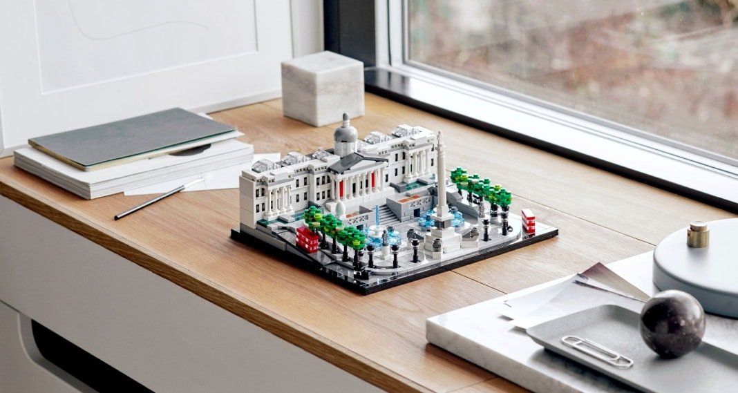 LEGO Architecture