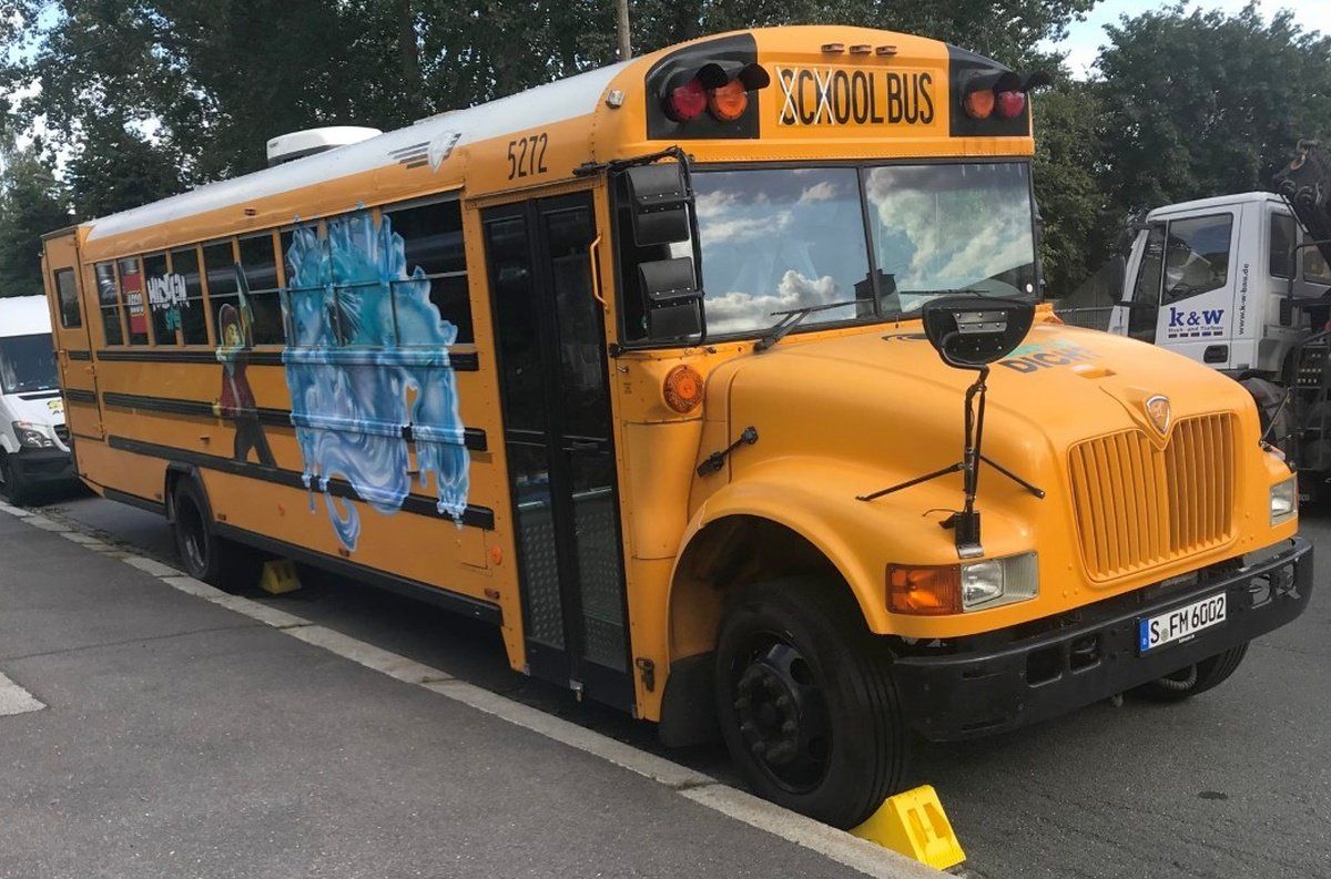 LEGO Hidden Side: Roadshow mit Newbury-School-Bus