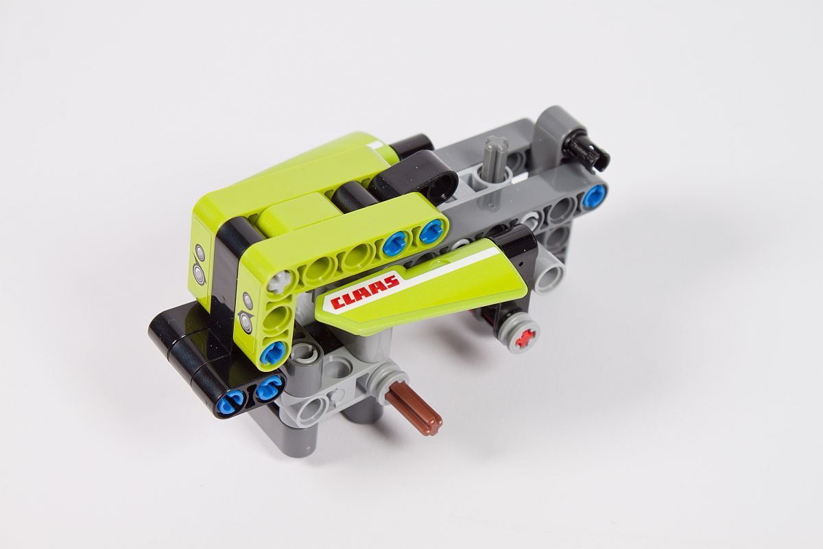 LEGO Technic 4202 Mini Claas Xerion im Review