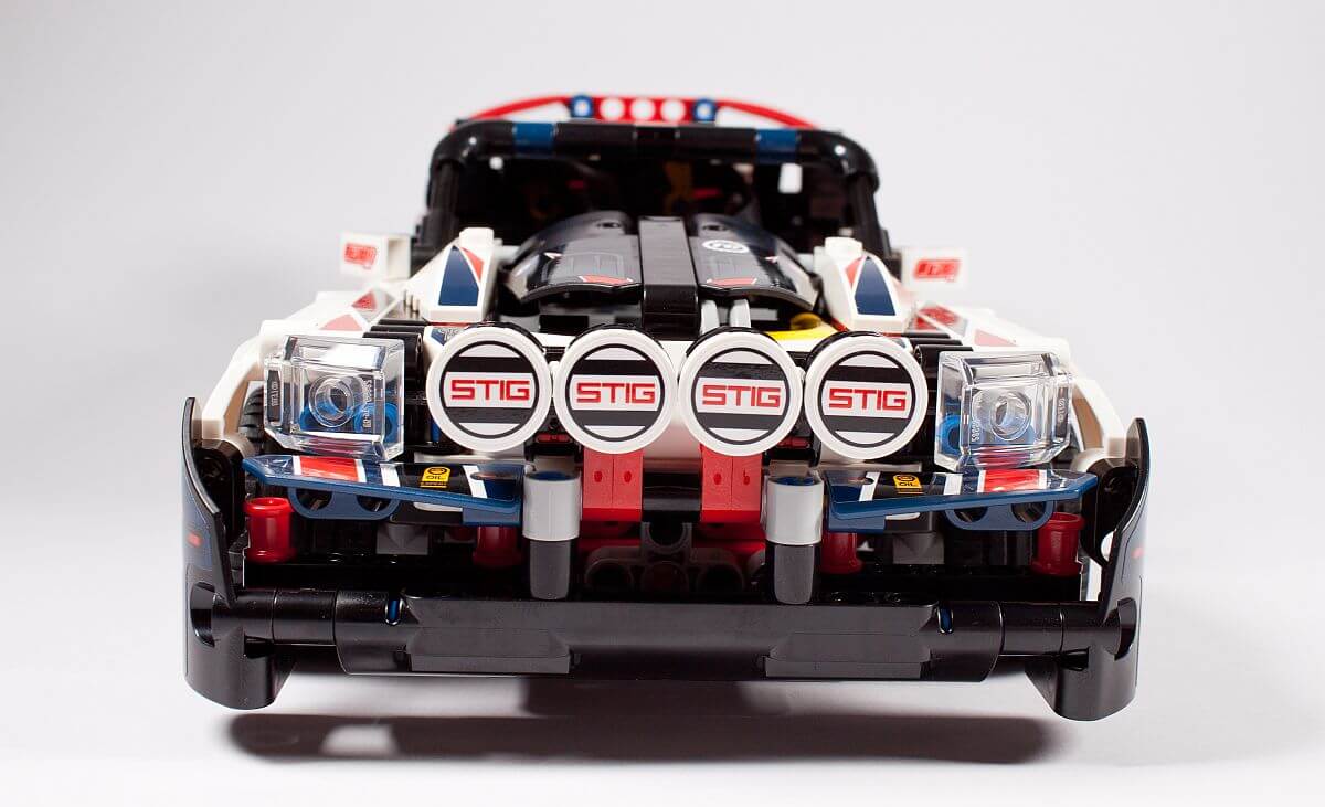 LEGO Technic 42109 App-Controlled Top Gear Rally Car im Review