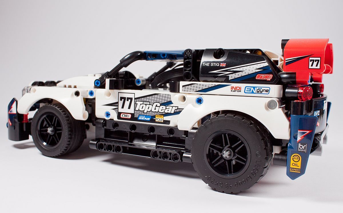 LEGO Technic 42109 App-Controlled Top Gear Rally Car im Review