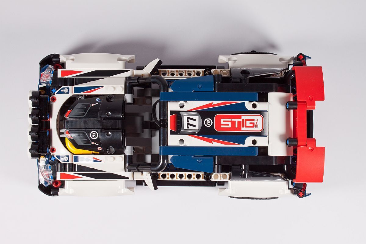 LEGO Technic 42109 App-Controlled Top Gear Rally Car im Review