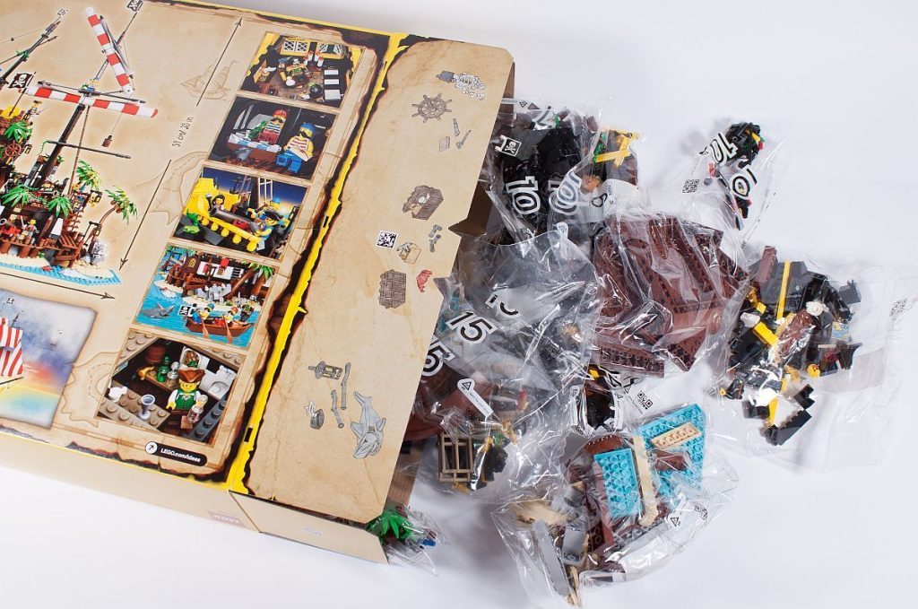 LEGO Ideas 21322 Pirates of Barracuda Bay im Review