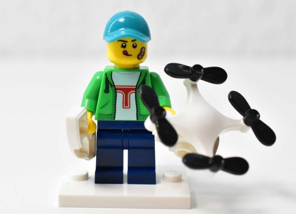 LEGO Minifiguren Serie 20 Eastereggs: Die Classic steckt im Detail!