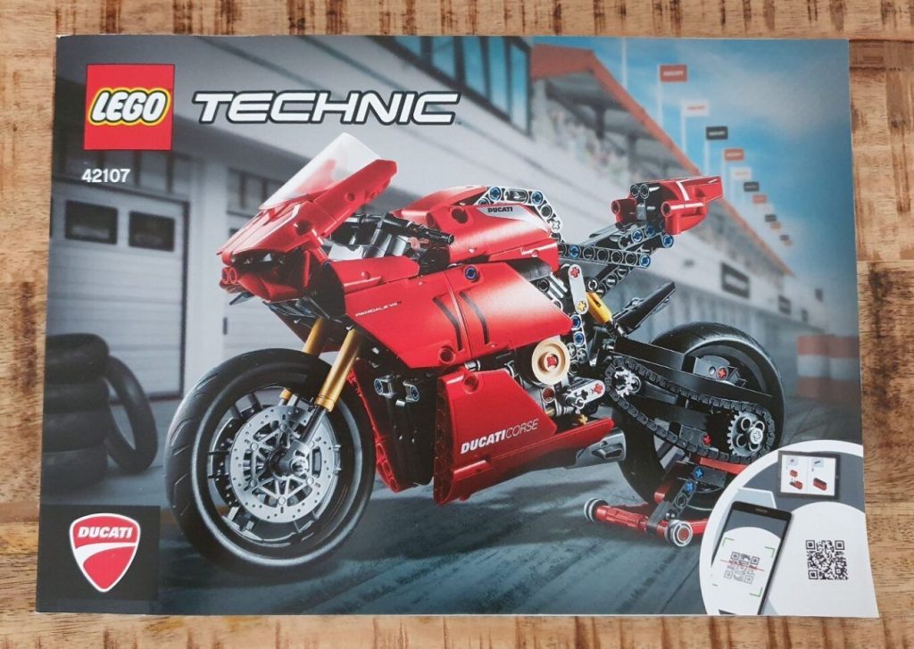 LEGO Technic 42107 Ducati Panigale V4 R im Review