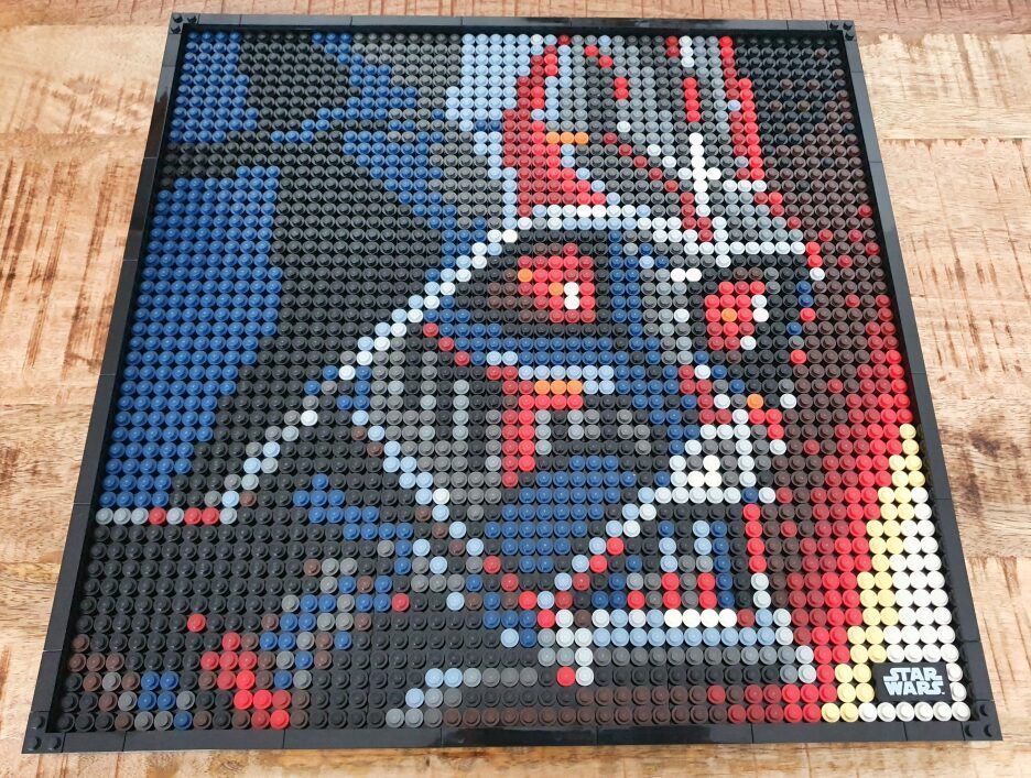 Der fertig LEGO 31200 Darth Vader Kopf