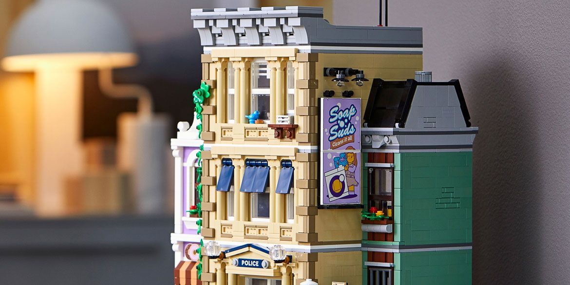 LEGO 10278 Police Station Modular Building