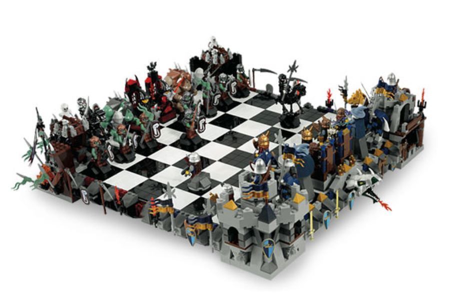 Schach und Matt: Die Geschichte des LEGO Schachs