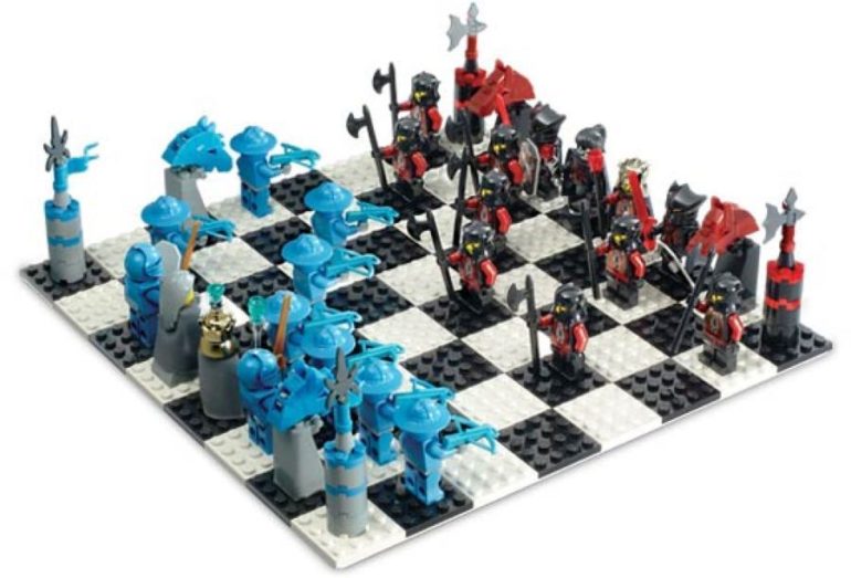 Schach und Matt: Die Geschichte des LEGO Schachs