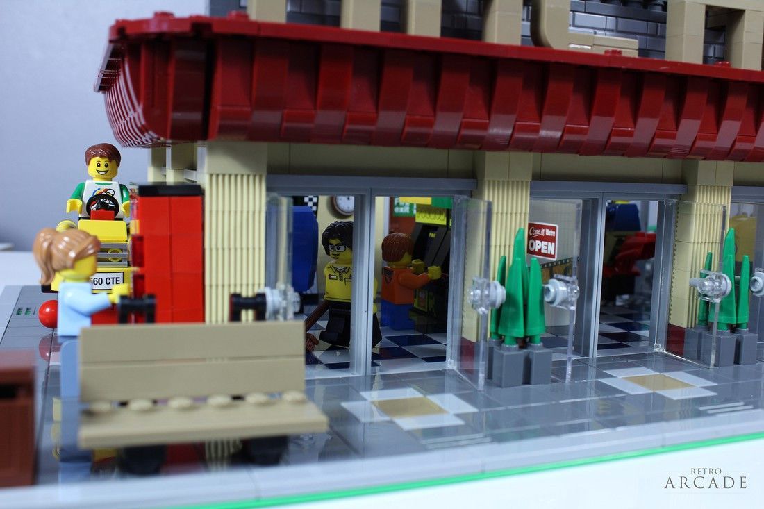 LEGO Retro Arcade