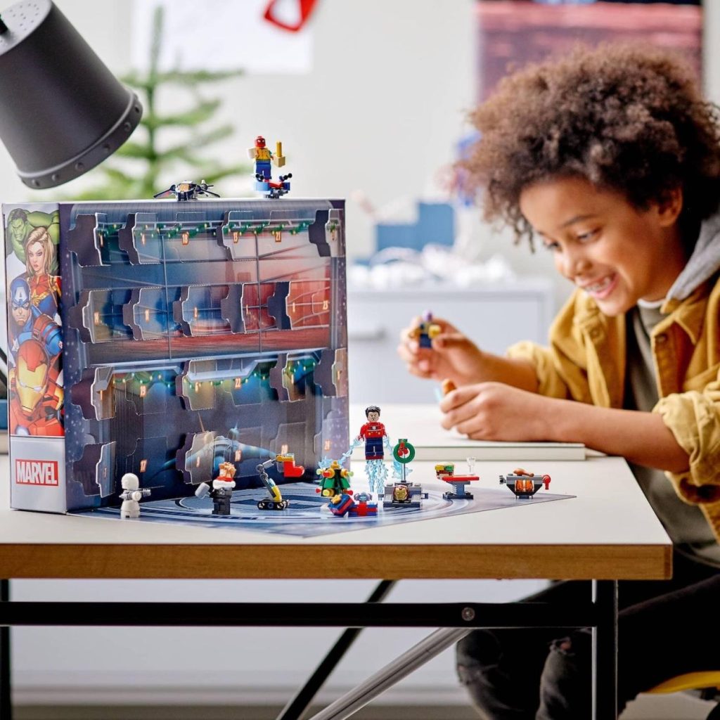 LEGO 76196 Marvel Adventskalender 2021: Offizielle Bilder!