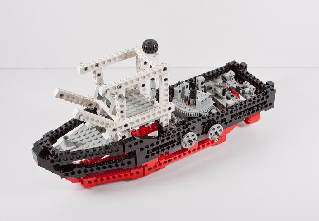 LEGO Technic 8839 Supply Ship von 1992 im Classic-Review