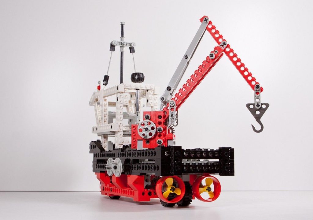 LEGO Technic 8839 Supply Ship von 1992 im Classic-Review