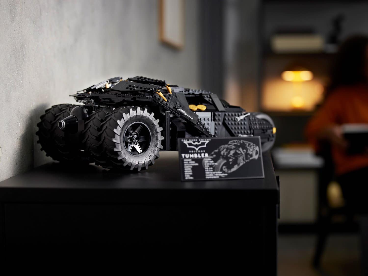 LEGO-Super-Heroes-76240-Batmobile-Tumbler-Hd-14.jpg