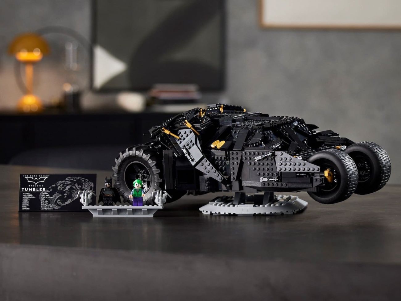 LEGO-Super-Heroes-76240-Batmobile-Tumbler-Hd-18.jpg