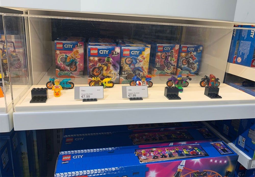 LEGO Store Dresden eröffnet: Keine Store-Fliese, keine baubare Figur