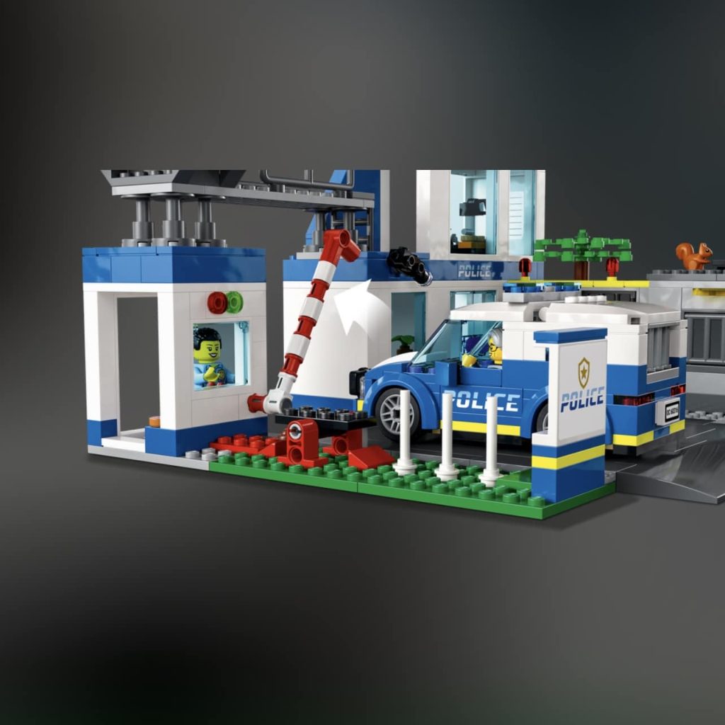 LEGO City 2022 Neuheiten: Erste Bilder zu Krankenhaus, Mondbasis und mehr!