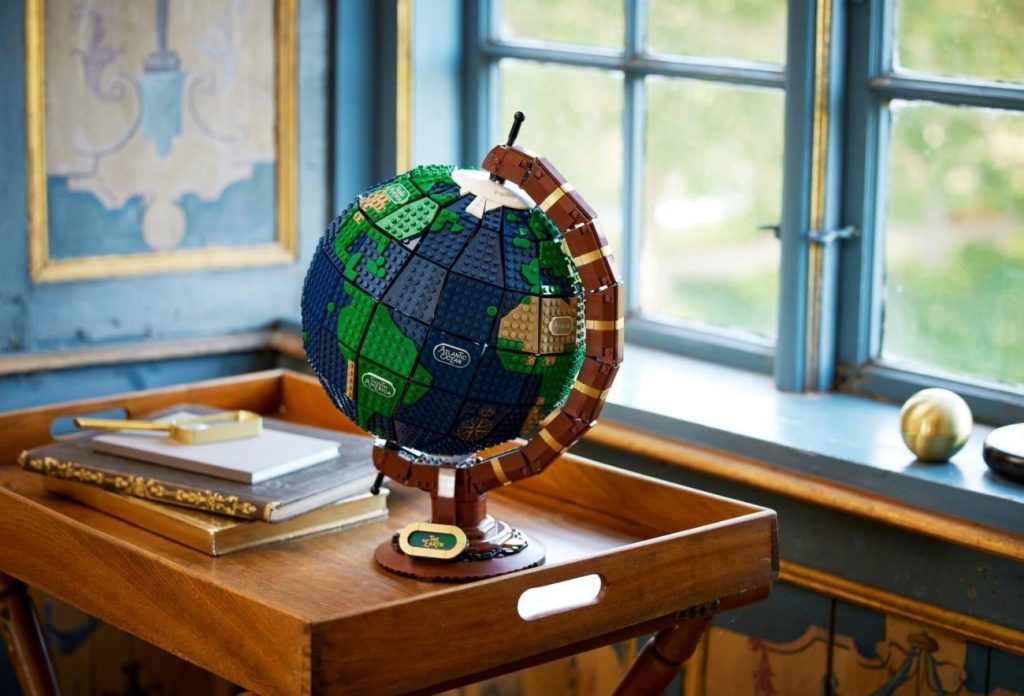 LEGO Ideas 21332 The Globe erscheint im Februar: Alle Bilder und Infos