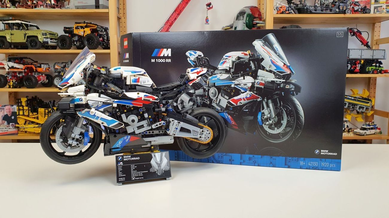 BMW Motorrad präsentiert die LEGO Technic BMW M 1000 RR.