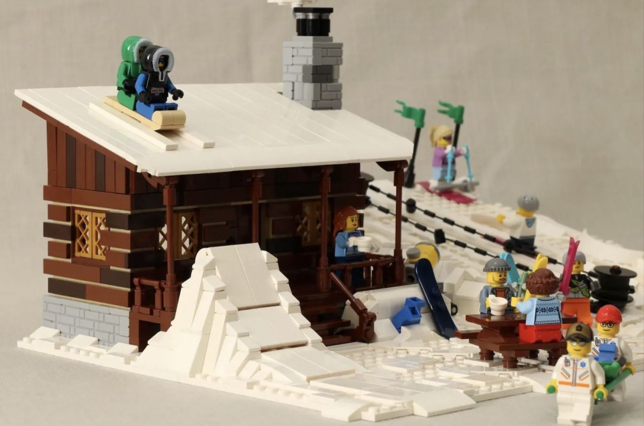 LEGO Ideas Ski Chalet 