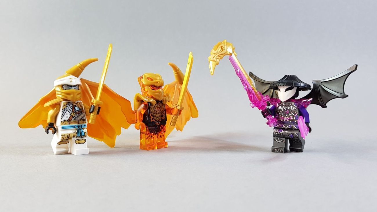 LEGO Ninjago Zanes Golddrachen-Jet Minifiguren