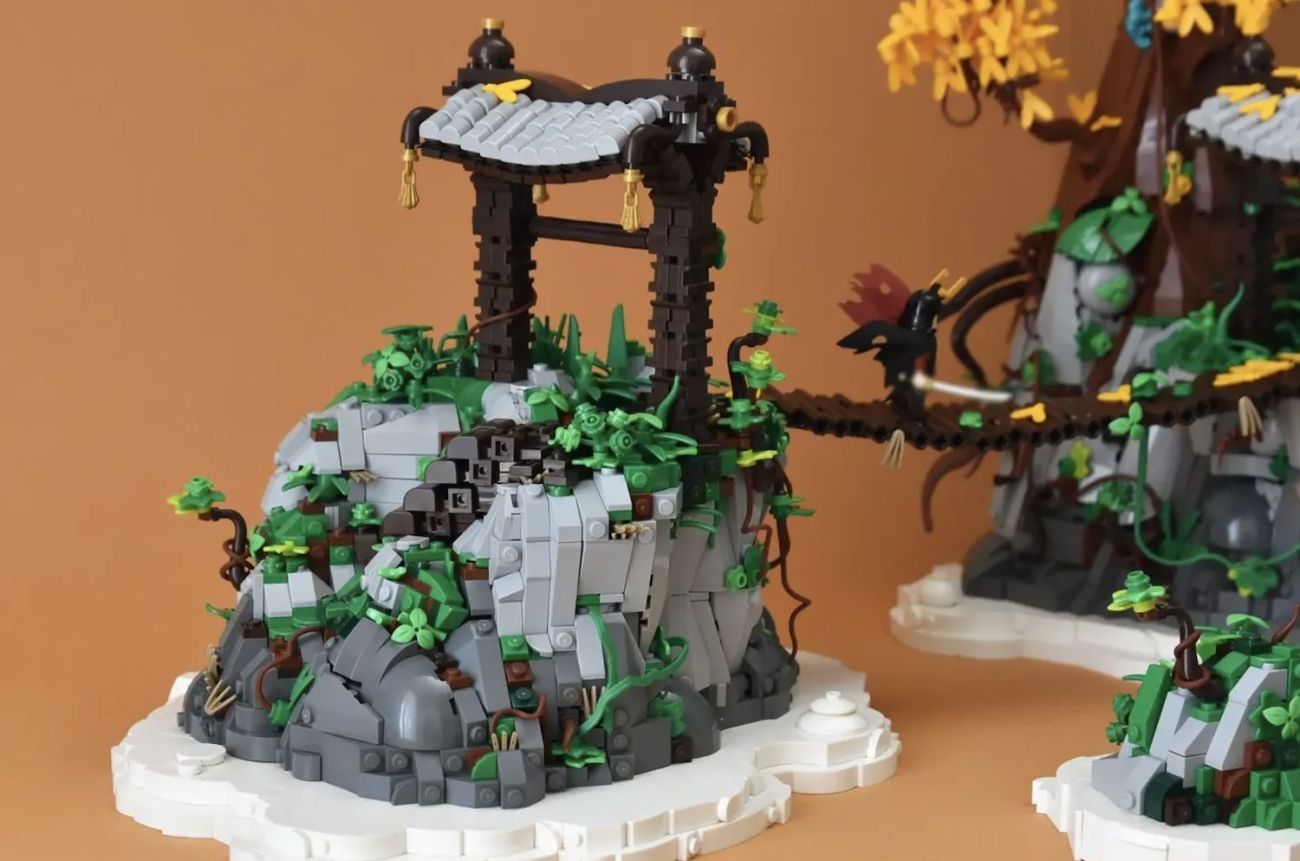 LEGO Ideas Golden Clifftop Temple