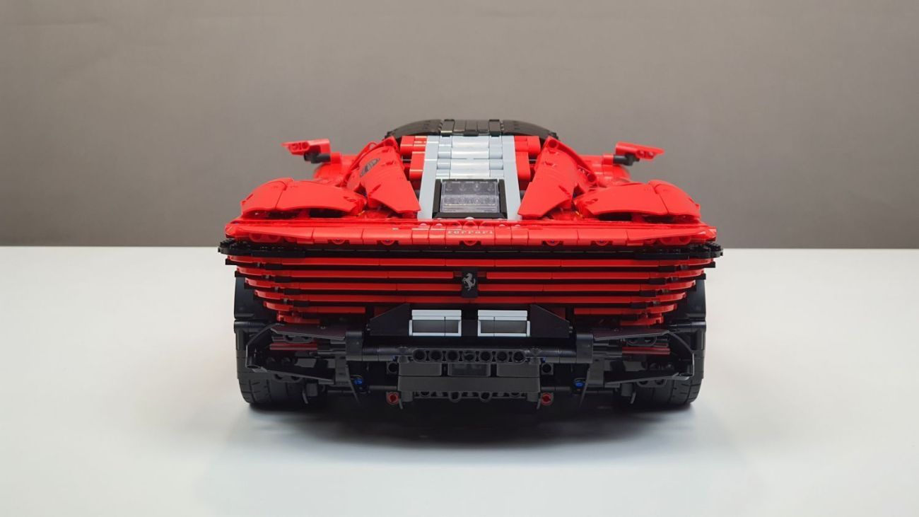 Quo vadis, Supercar-Serie? LEGO Technic 42143 Ferrari Daytona SP3 im Review