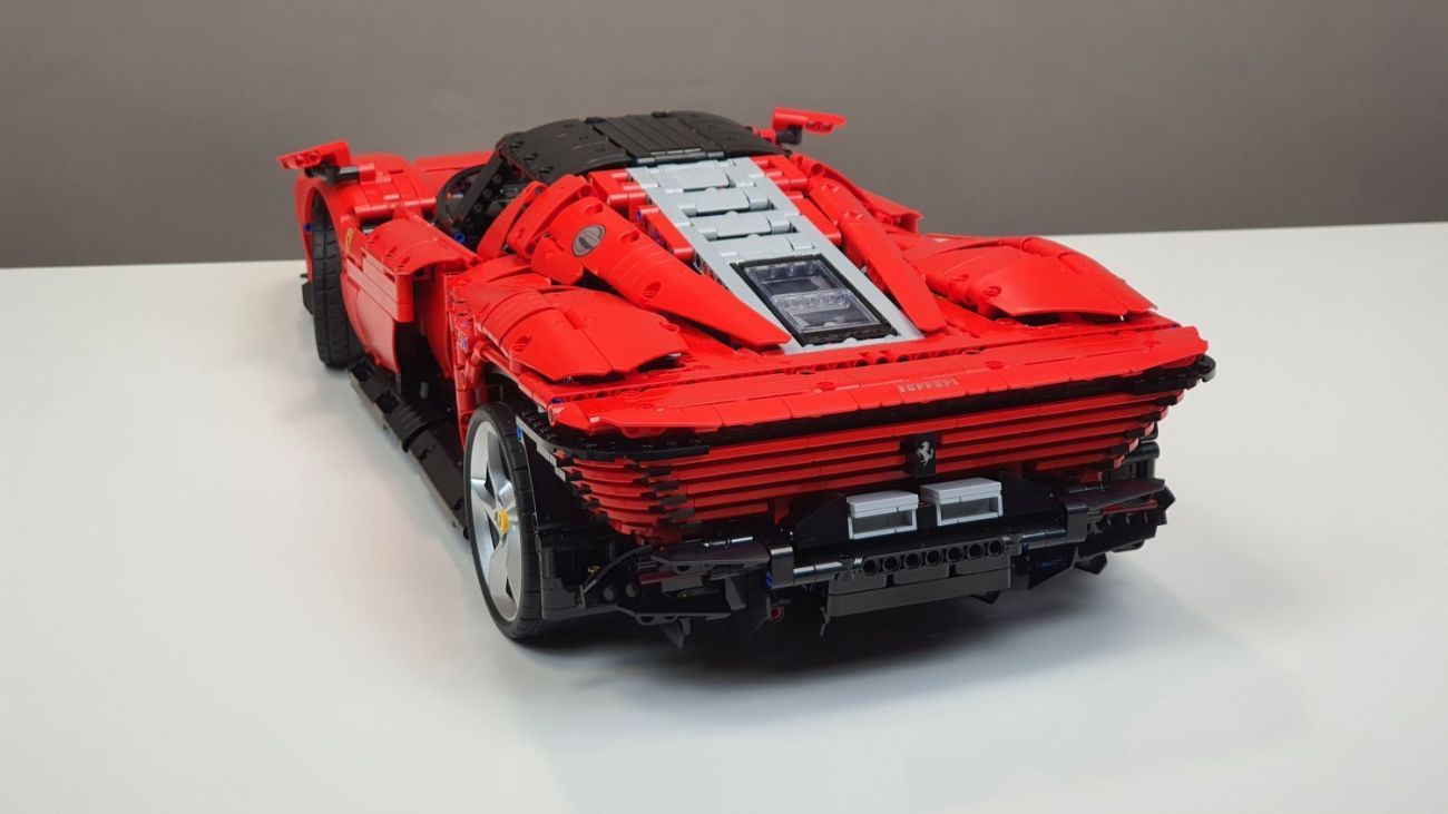 Quo vadis, Supercar-Serie? LEGO Technic 42143 Ferrari Daytona SP3 im Review