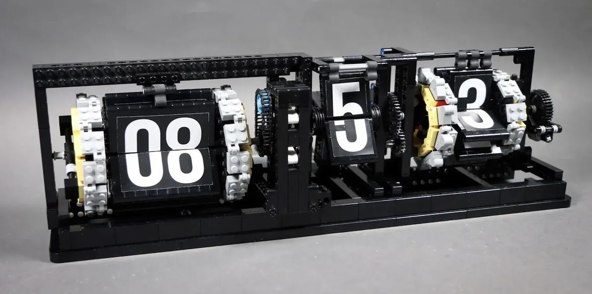 LEGO Ideas Mechanical Flip Clock