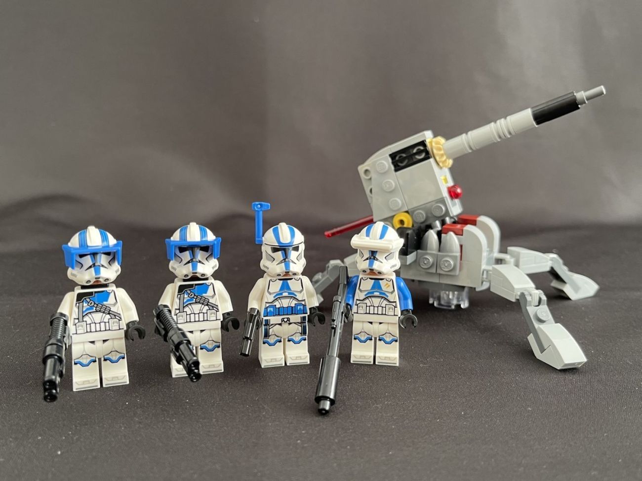 Endlich neues Zubehör: LEGO 75345 501st Clone Troopers Battle Pack im Review