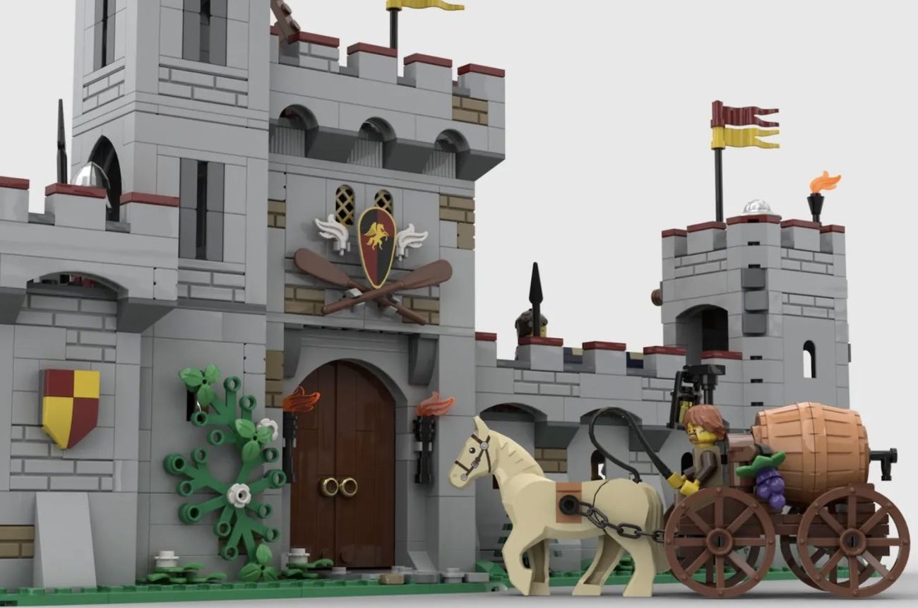 LEGO Ideas Medieval Seaside Market