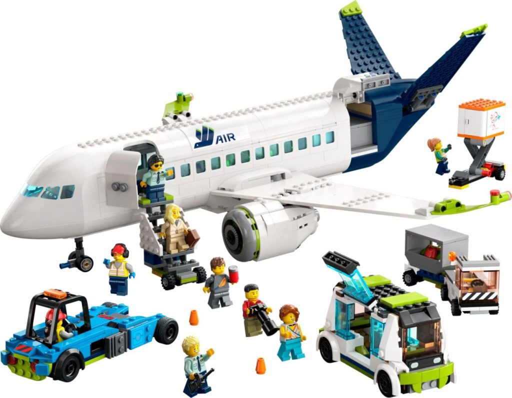 Weitere LEGO City 2023 Neuheiten angekündigt: LEGO 2K Drive Sets & Passagierflugzeug